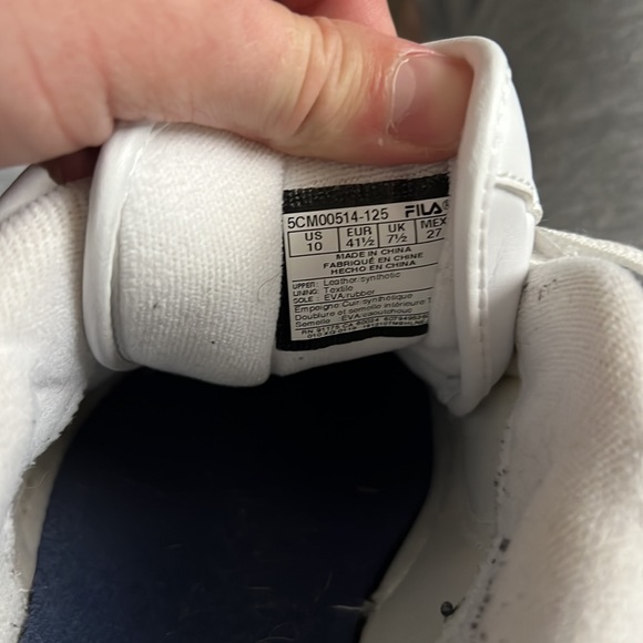 Shoes (used) - Picture 2 of 2